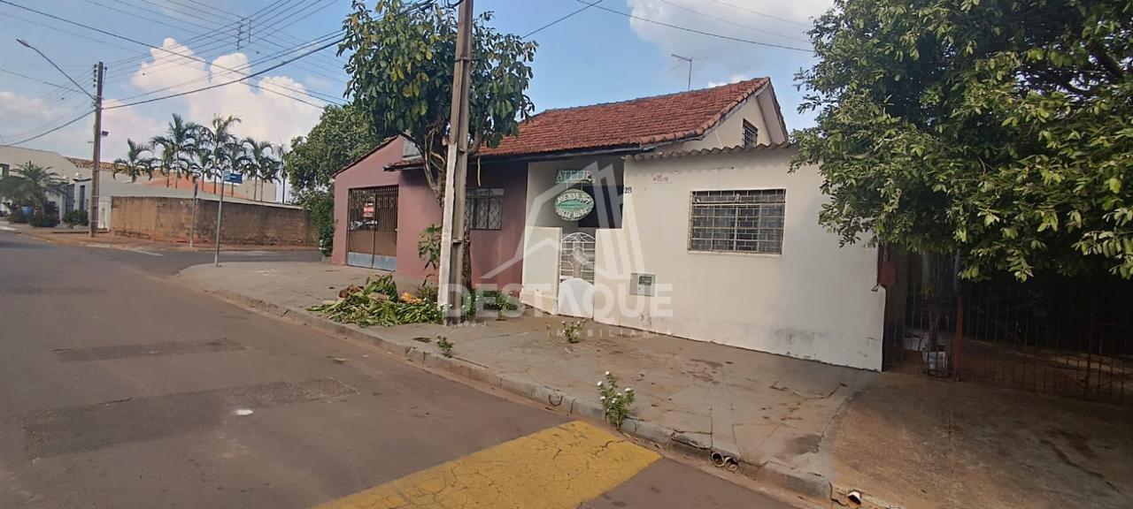 Casa para Locação, em Regente Feijó, bairro Portal do Sol, 3 dormitórios, 3 banheiros, 3 vagas