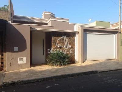 Casa para Venda, em Pirapozinho, bairro Residencial Porto Seguro, 3 dormitórios, 3 banheiros, 1 suíte, 2 vagas