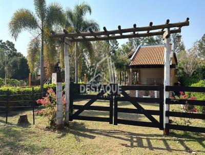 Chcara para Venda, em Regente Feij, bairro Pito, 2 dormitrios, 1 banheiro, 1 sute
