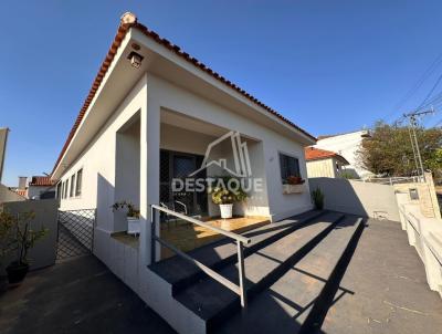 Casa para Venda, em Santo Anastcio, bairro Vila Adorinda, 3 dormitrios, 4 banheiros, 3 sutes