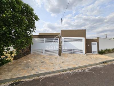 Casa para Venda, em Regente Feijó, bairro Village Tênis Clube, 3 dormitórios, 1 banheiro, 2 suítes, 6 vagas